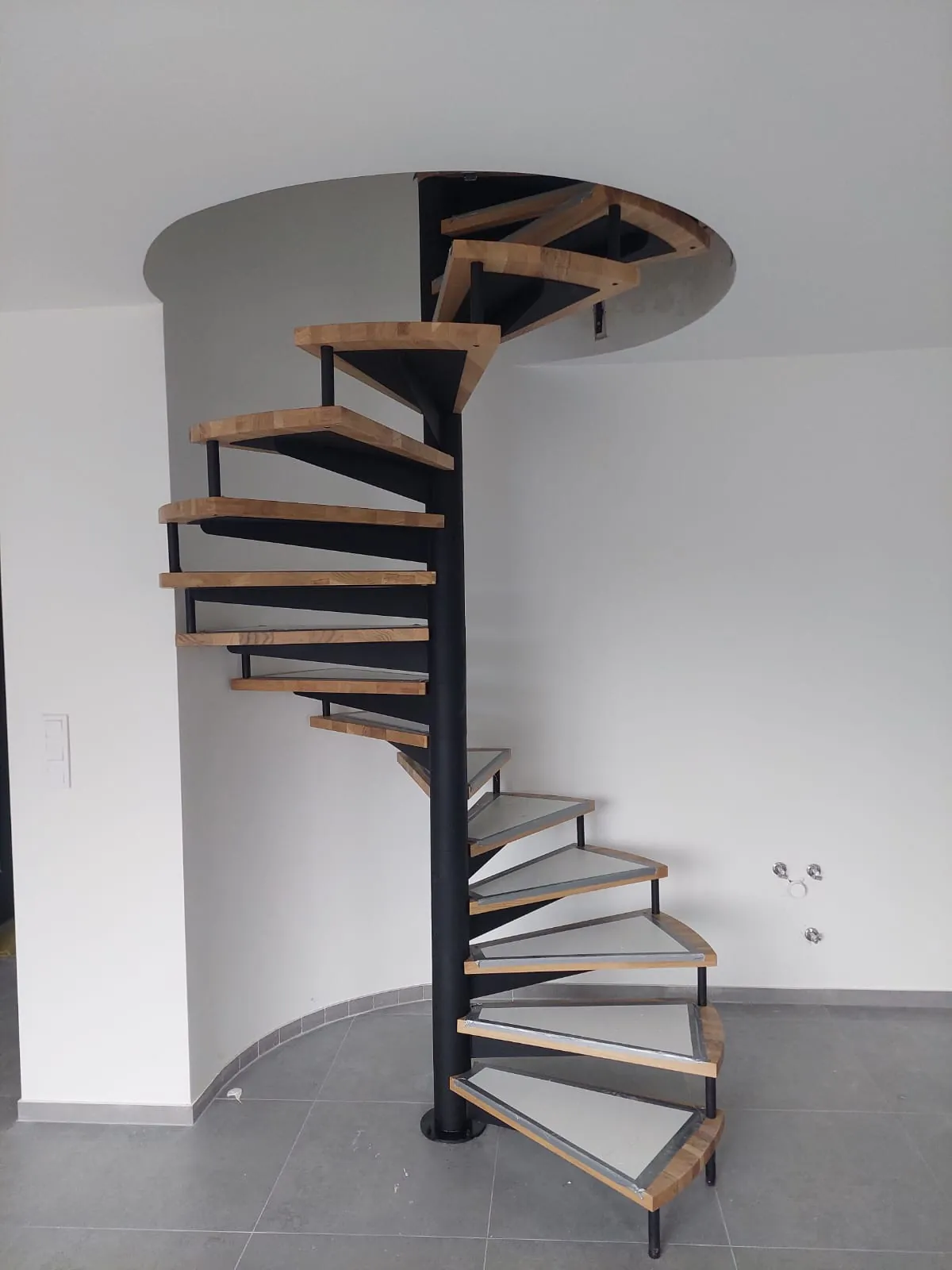 Konstrukcje - Realizacja ANVIS